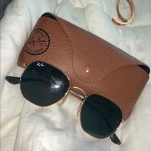 Women’s raybans glasses